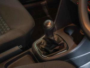 Volkswagen Polo Vivo hatch 1.4 - Image 15