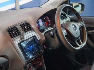 Volkswagen Polo Vivo hatch 1.4 - Image 17