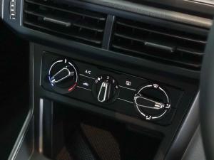 Volkswagen Polo hatch 1.0TSI - Image 15