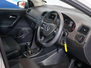 Volkswagen Polo Vivo hatch 1.4 Comfortline - Image 19