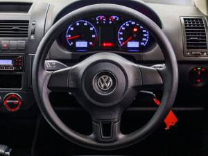 Volkswagen Polo Vivo 5-door 1.4 Trendline auto - Image 7