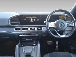Mercedes-Benz GLE GLE300d 4Matic - Image 11