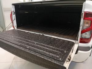 Nissan Navara 2.5DDTi double cab Pro-4X 4x4 - Image 4