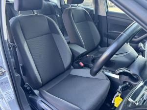 Volkswagen Polo hatch 1.0TSI Life manual - Image 10