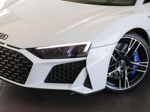 Audi R8 coupe V10 performance quattro - Image 2