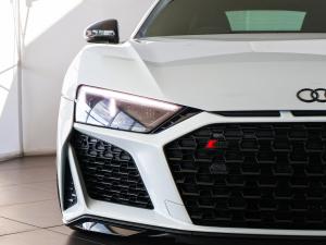 Audi R8 coupe V10 performance quattro - Image 8
