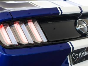 Ford Mustang 5.0 GT fastback auto - Image 15