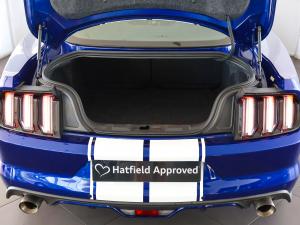 Ford Mustang 5.0 GT fastback auto - Image 16