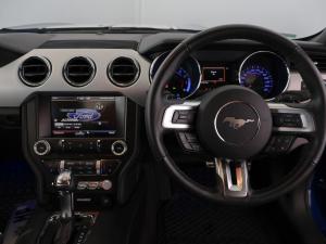 Ford Mustang 5.0 GT fastback auto - Image 21