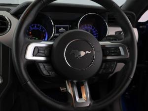 Ford Mustang 5.0 GT fastback auto - Image 28