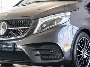 Mercedes-Benz V-Class V300d Avantgarde AMG Line - Image 8