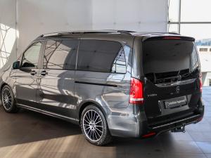 Mercedes-Benz V-Class V300d Avantgarde AMG Line - Image 9