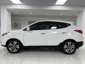 Hyundai ix35 2.0CRDi Elite - Image 2