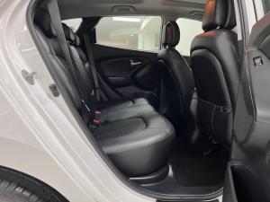 Hyundai ix35 2.0CRDi Elite - Image 8