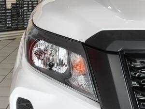 Nissan Navara 2.5DDTi double cab XE - Image 15