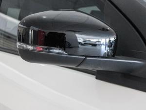 Nissan Magnite 1.0 Visia auto - Image 11