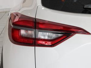 Nissan Magnite 1.0 Visia auto - Image 14