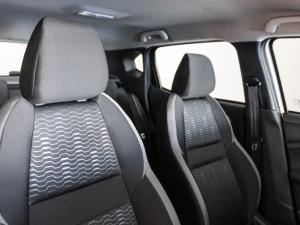 Nissan Magnite 1.0 Visia auto - Image 18