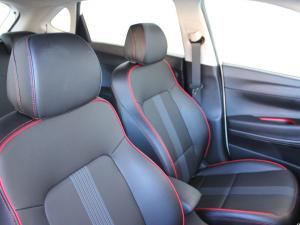 Hyundai i20 1.0T Fluid manual - Image 14