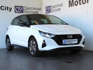 Hyundai i20 1.0T Fluid manual - Image 1