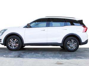 Mahindra XUV700 2.0T AX5 - Image 4