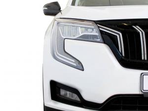 Mahindra XUV700 2.0T AX5 - Image 9
