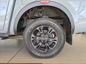 Nissan Navara 2.5DDTI PRO-4X 4X4 automatic D/C - Image 10