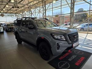 Nissan Navara 2.5DDTI PRO-4X 4X4 automatic D/C - Image 16