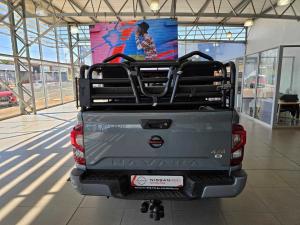 Nissan Navara 2.5DDTI PRO-4X 4X4 automatic D/C - Image 4