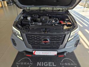 Nissan Navara 2.5DDTI PRO-4X 4X4 automatic D/C - Image 9