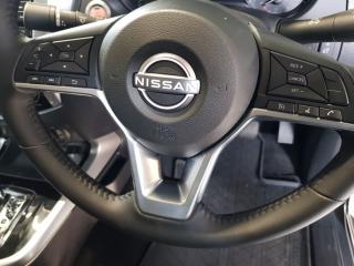 Nissan Navara 2.5DDTi double cab LE 4x4