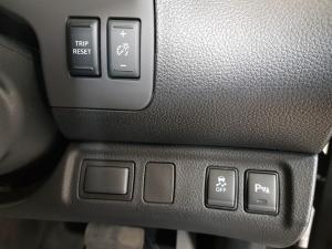 Nissan Navara 2.5DDTi double cab LE 4x4 - Image 8