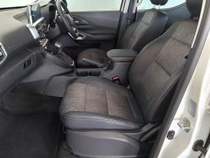 Peugeot Landtrek 1.9TD double cab Allure - Image 9