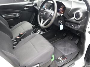 Toyota Vitz 1.0 XR manual - Image 8
