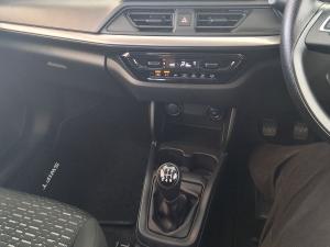 Suzuki Swift 1.2 GL+ manual - Image 17