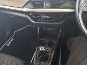 Suzuki Swift 1.2 GL+ manual - Image 17