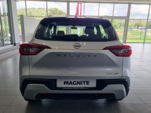 Nissan Magnite 1.0 Visia auto - Image 5