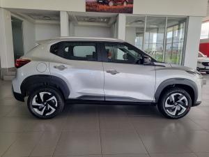 Nissan Magnite 1.0 Visia auto - Image 7