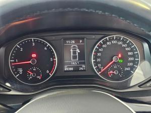 Volkswagen Amarok 2.0BiTDI double cab Highline auto - Image 8