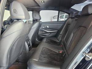 BMW 3 Series 320i Mzansi Edition - Image 11