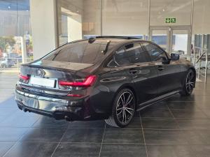 BMW 3 Series 320i Mzansi Edition - Image 5