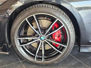 BMW 3 Series 320i Mzansi Edition - Image 7