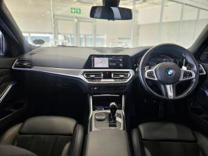 BMW 3 Series 320i Mzansi Edition - Image 8