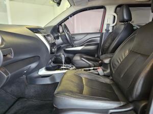 Nissan Navara 2.3D double cab 4x4 LE auto - Image 11