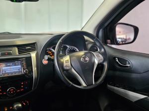 Nissan Navara 2.3D double cab 4x4 LE auto - Image 13