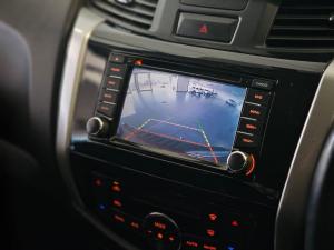 Nissan Navara 2.3D double cab 4x4 LE auto - Image 14