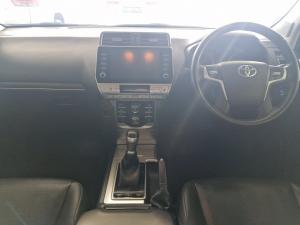 Toyota Land Cruiser Prado 2.8GD VX - Image 10