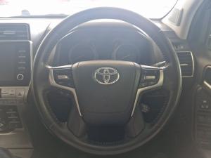 Toyota Land Cruiser Prado 2.8GD VX - Image 12