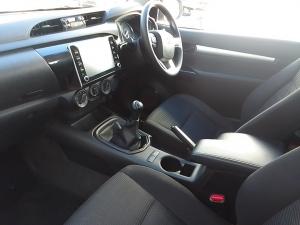 Toyota Hilux 2.4GD-6 single cab Raider manual - Image 7