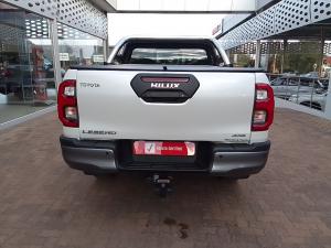 Toyota Hilux 2.8GD-6 double cab 4x4 Legend auto - Image 5